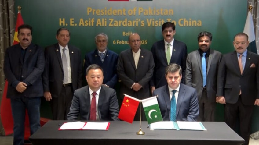 Pakistan and China Sign Three MoUs in Renewable Energy, Cement, and Fertilizer Sectors