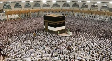 Grand Mosque Breaks New Ground by Translating Friday Sermon into 35 Global Languages