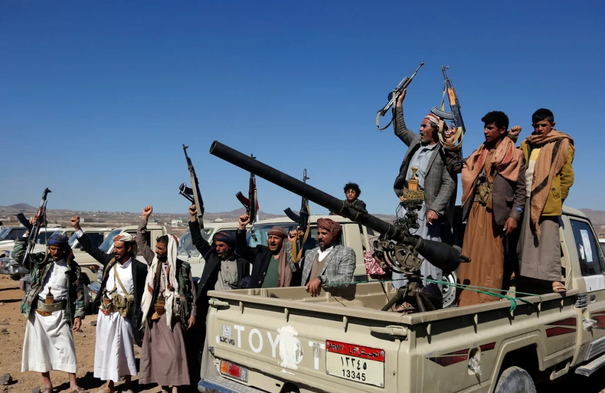 US Confirms Over 800 Targets Hit in Yemen Since March; Hundreds of Houthi Fighters Killed