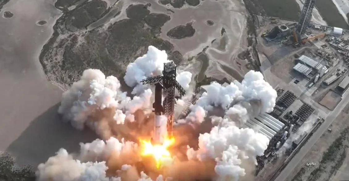 SpaceX Starship Disintegrates Over Indian Ocean in Third Test Flight Attempt