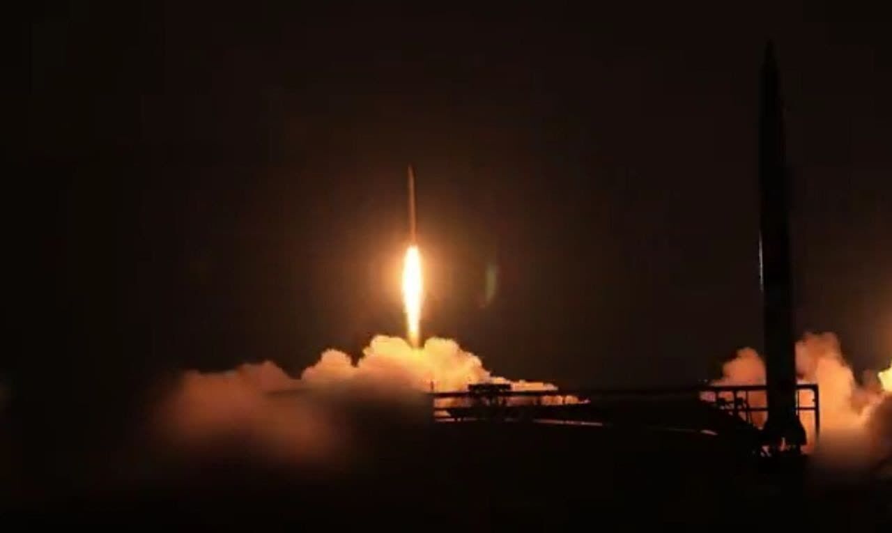 Iran Uses Advanced Fattah Missile in Latest Strikes, Sends Warning to U.S.