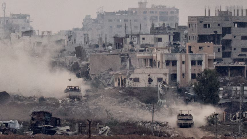 Israeli Fire Kills 41 Palestinians in Gaza