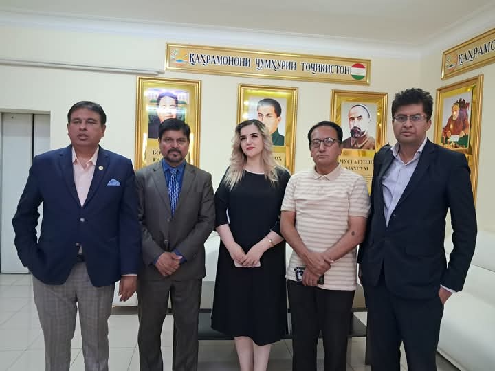 Pakistani Journalists Holds Productive Meeting with Tajikistan’s Investment Committee