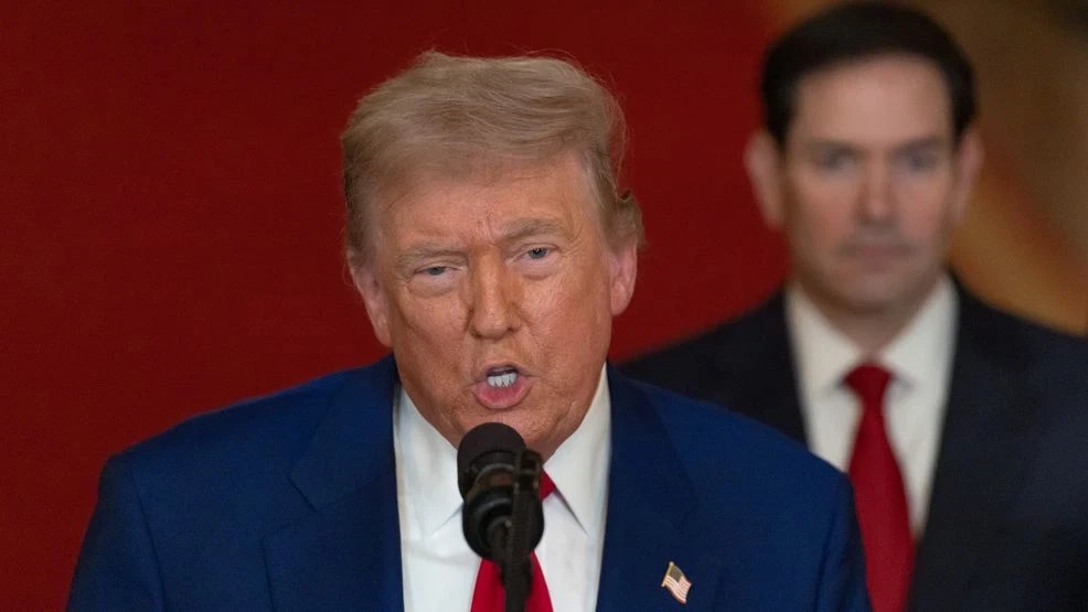 Trump Says Iran Warned U.S. Before Qatar Base Strike, Urges Peace in Middle East