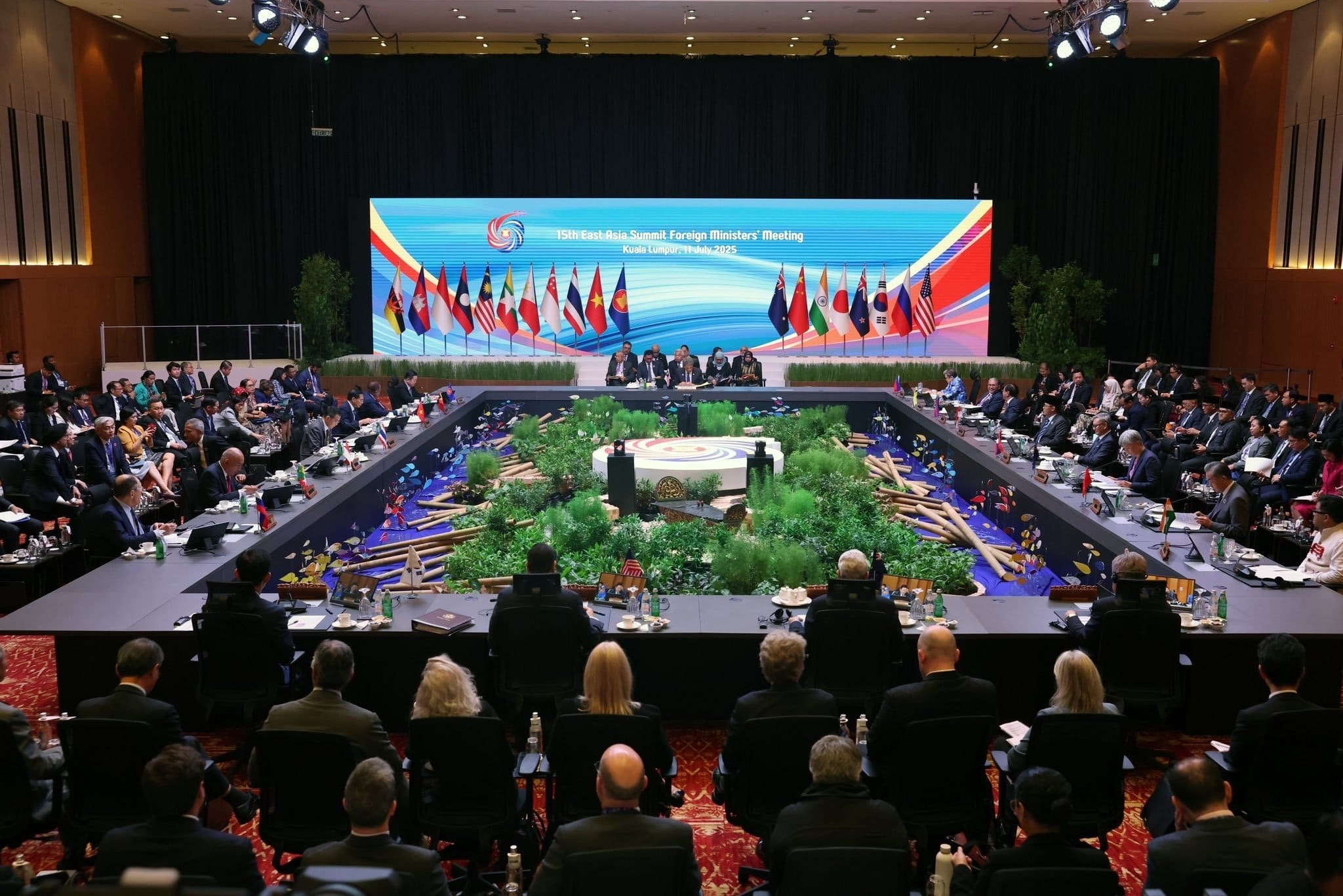 East Asia Summit Moves Toward Adopting Strategic Declarations