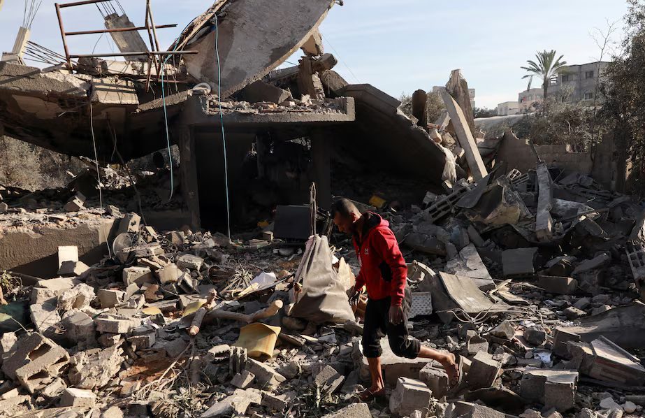 Israeli Airstrikes Leave 38 Dead in Gaza as Ceasefire Talks Reach Pivotal Stage