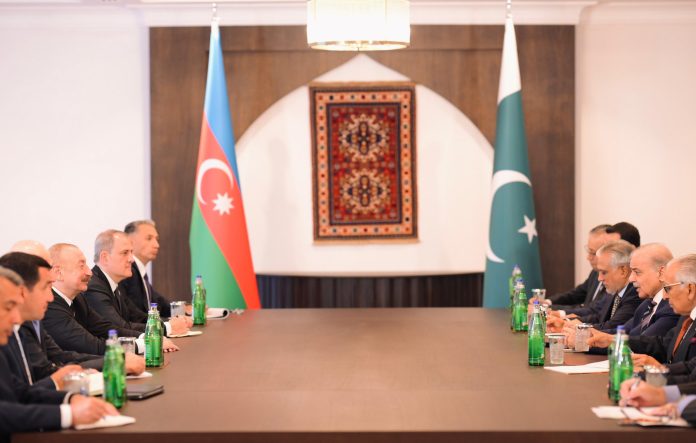 Pakistan Azerbaijan Vow to Deepen Trade and Investment Ties at ECO Summit