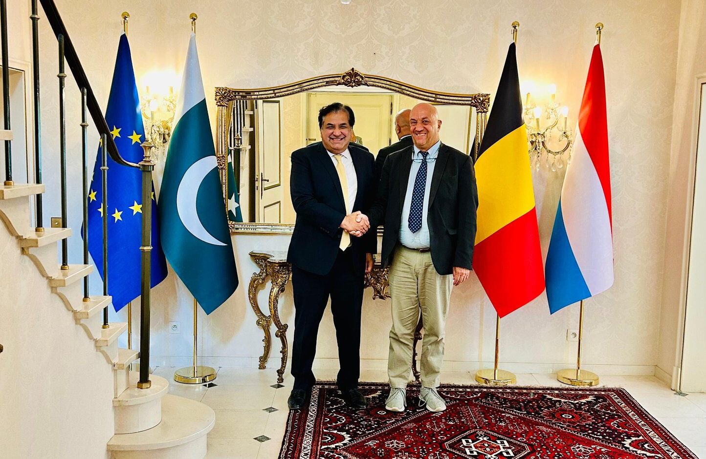 Pakistani Envoy Meets EU Special Envoy to Boost Security Ties