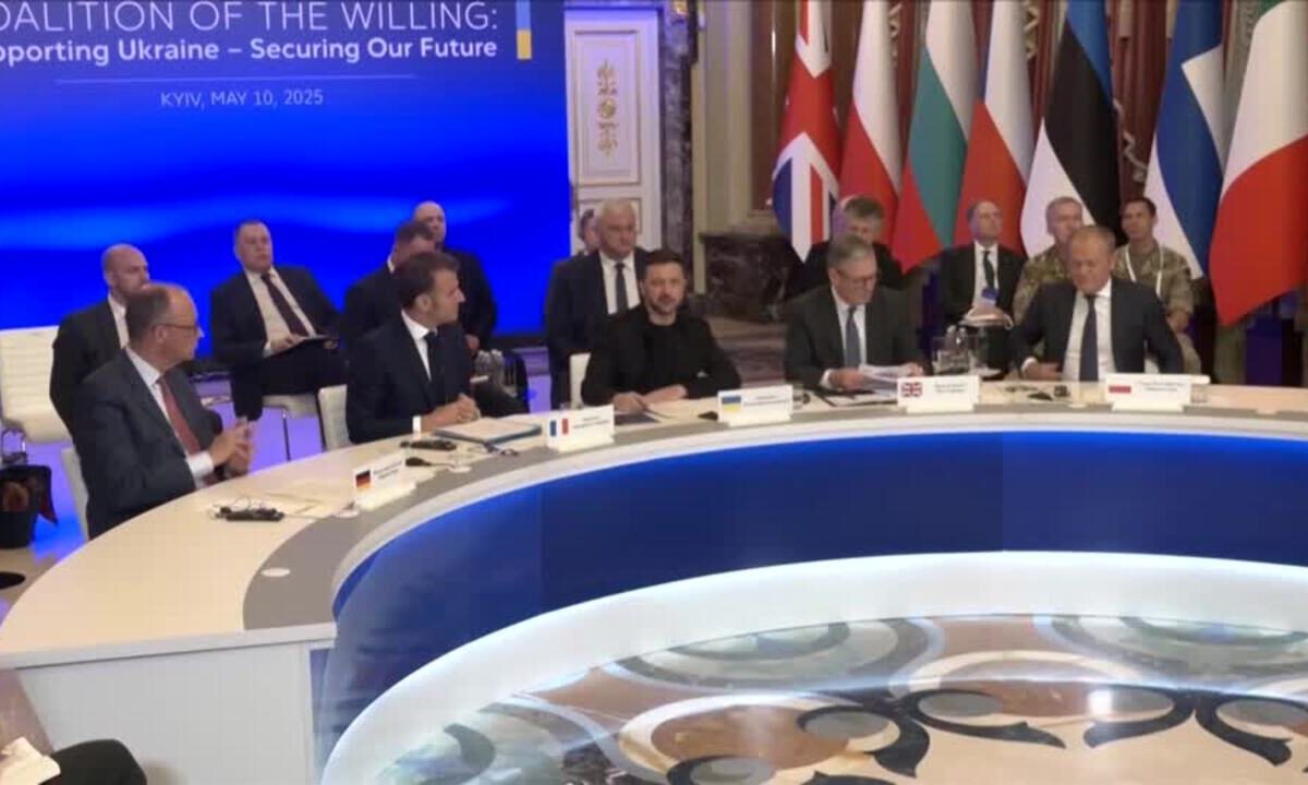 European Leaders Join Zelensky in Washington as Trump Pushes Ukraine Peace Deal
