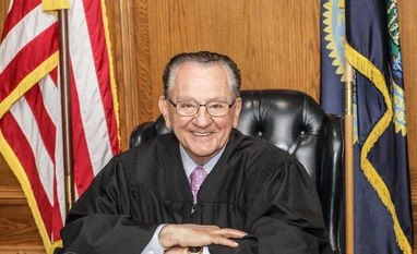 Judge Frank Caprio, Beloved Rhode Island Jurist Known for Compassion, Dies at 88