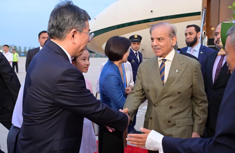 PM Pakistan Arrives in Tianjin for SCO Summit, Xi Meeting