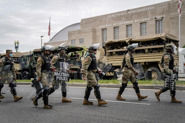 Trump Puts Washington, DC Police Under Federal Control, Deploys National Guard